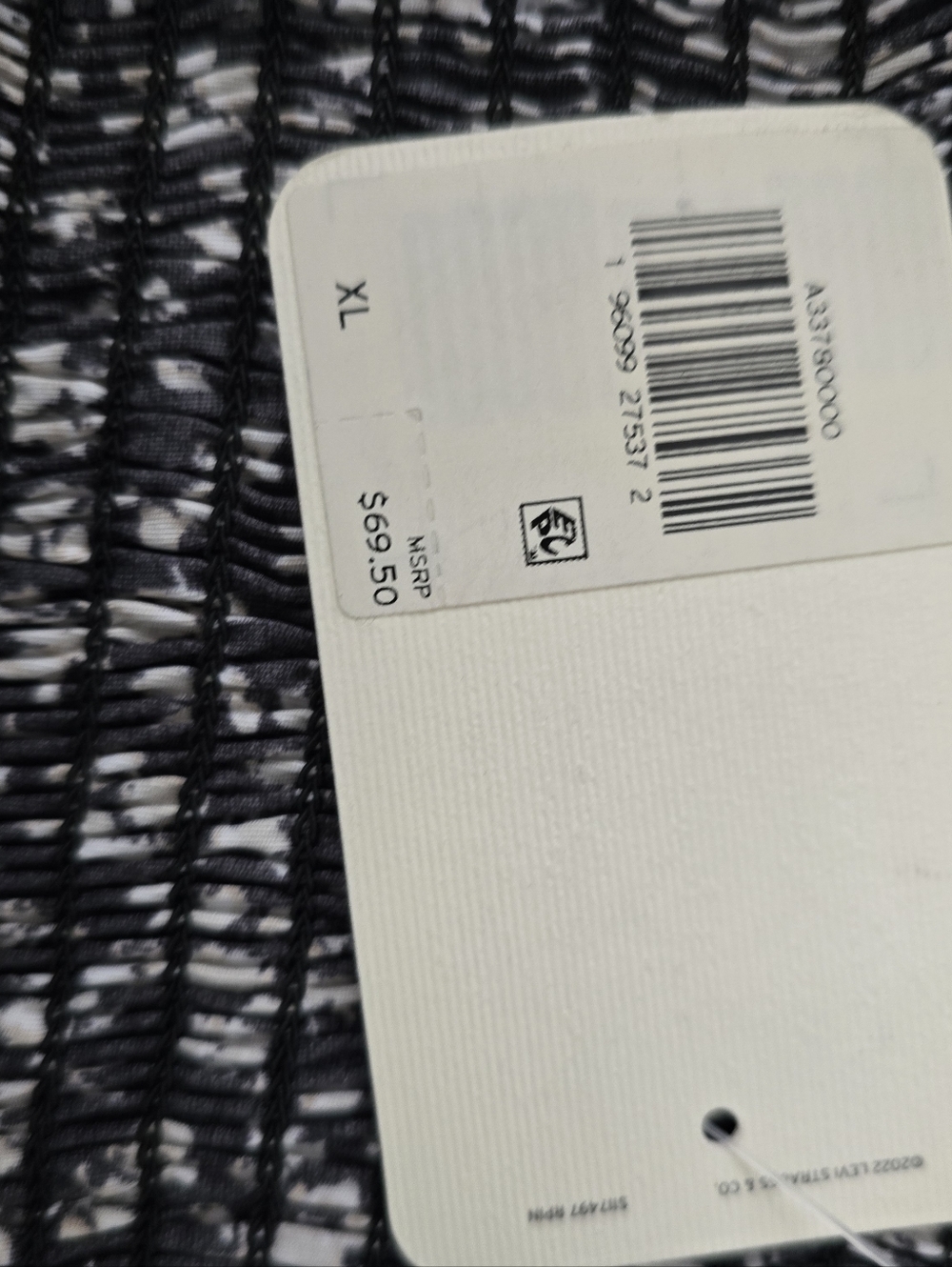 Levi’s Smocked Floral Puff Sleeve Crop Top Black White Cottagecore Blouse XL NWT - Picture 6 of 7